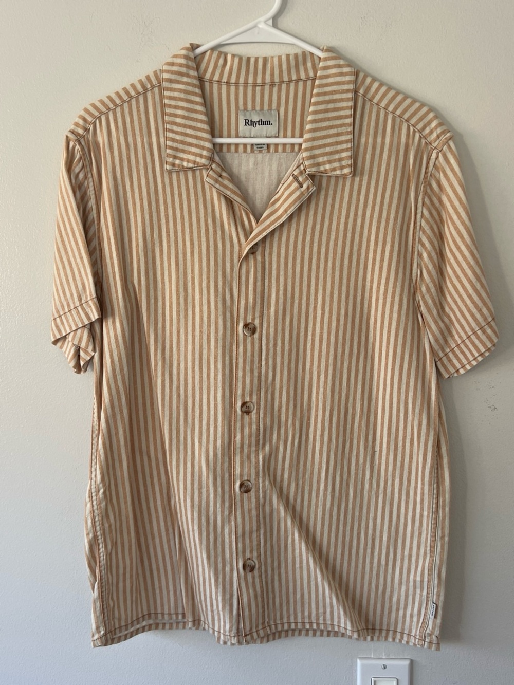 Rhythm. Men's Beige and White Striped Short-Sleeve Button-Up Shirt